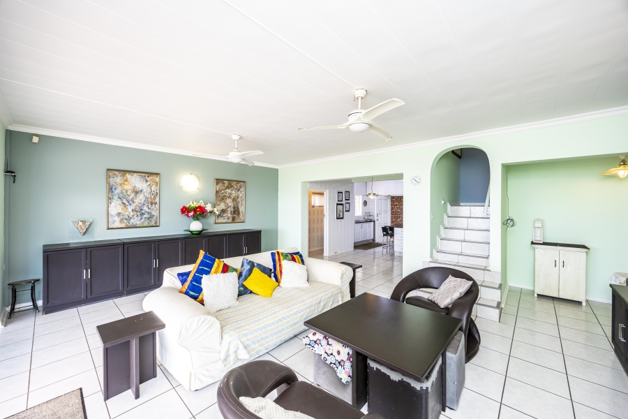 4 Bedroom Property for Sale in Cintsa East Eastern Cape